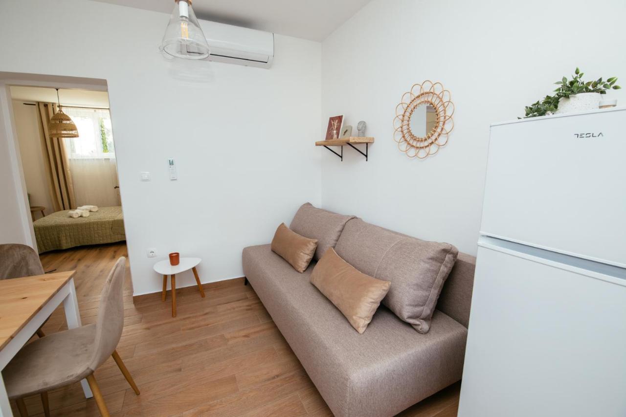 Apartmani Barbarosa Sveti Filip i Jakov Exterior foto